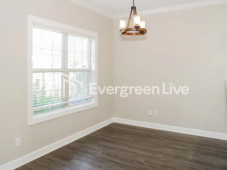 107 Properzi Way SW — Photo 6