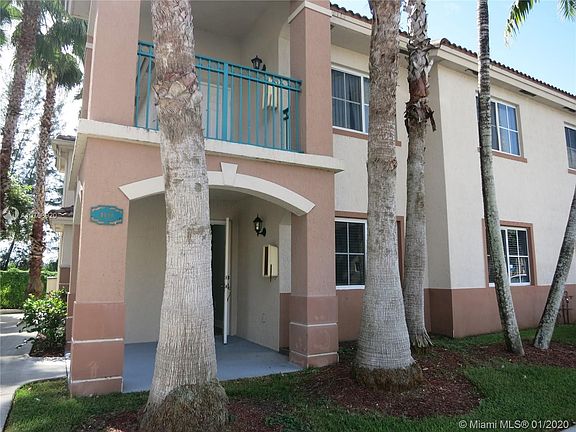 3rd image of 1300 SE 31st Ct Unit 101-36