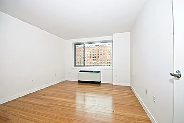 Rented by Citi Habitats | media 18