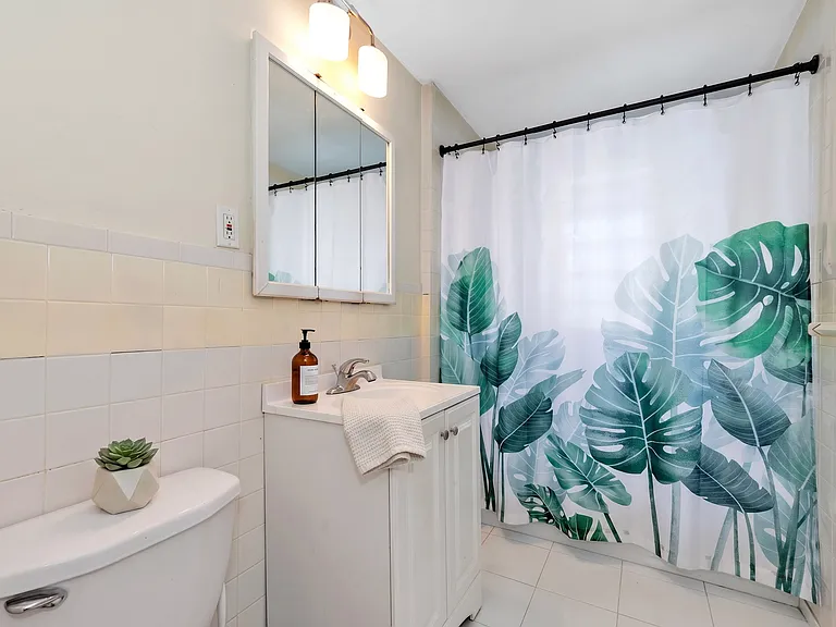 299-301 Alewife Brook Pkwy #3 — Photo 8