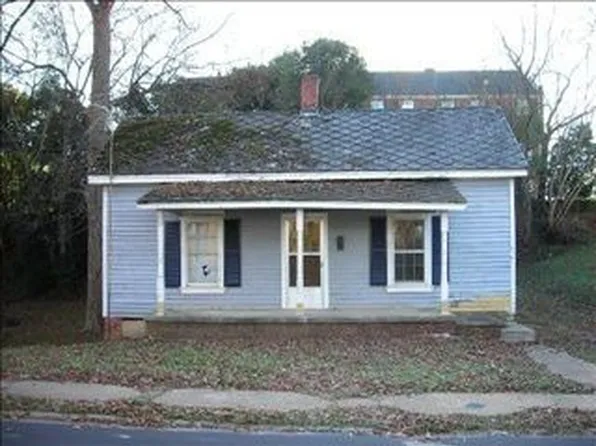 9 Sparks Ave, Ware Shoals, SC 29692