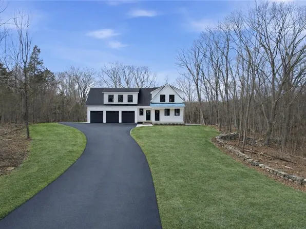 164 Scott Rd, Cumberland, RI 02864