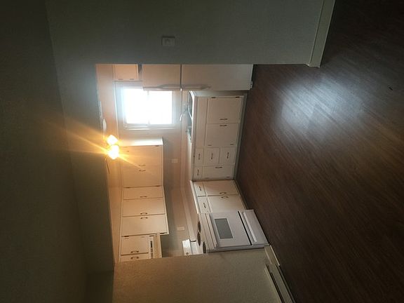 2nd image of 530 E 3rd St APT B