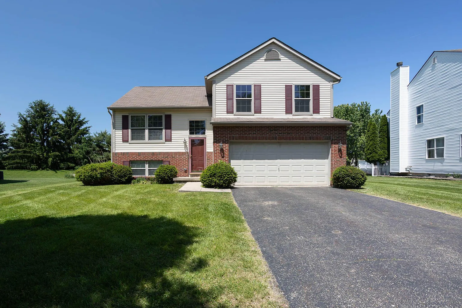 109 Barry Knoll Dr photo 1