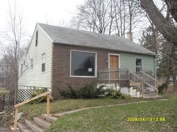 1103 N Waverly Rd, Lansing, MI 48917