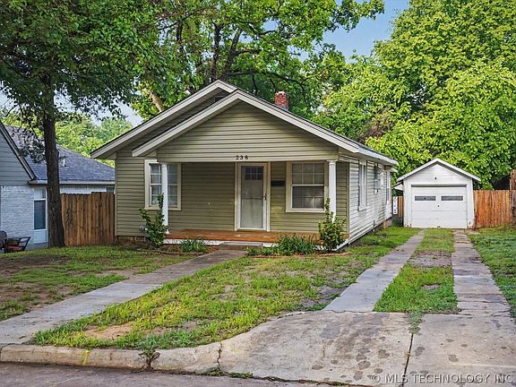3rd image of 238 N Yukon Ave