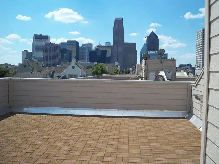 3142 Ross Ave #7 — Photo 4
