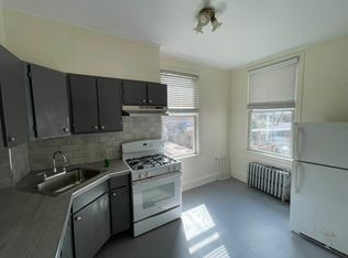 26-07 9th St #3, Astoria, NY 11102