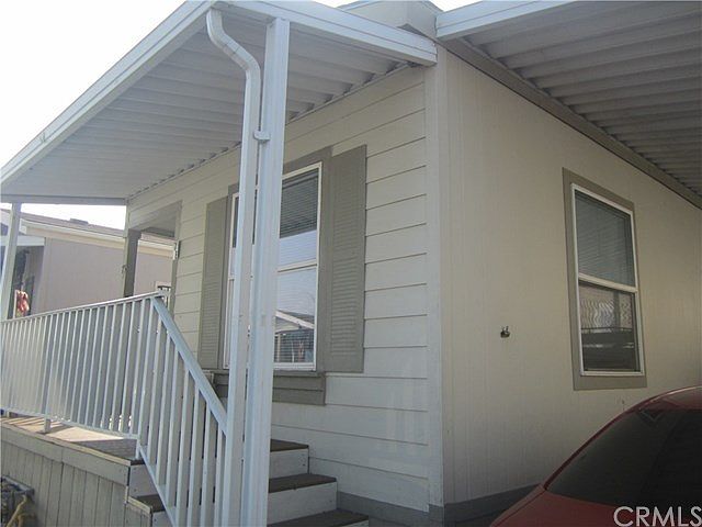 1st image of 721 E 9th St Space 75B