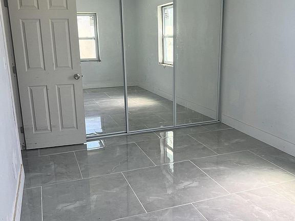 5th image of 2313 Seminole Blvd