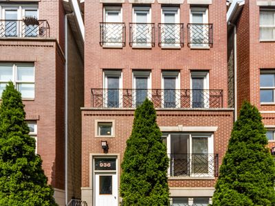 936 W George St #3, Chicago, IL, 60657