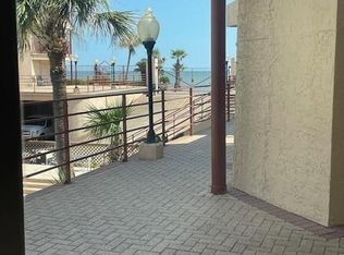 7312 Seawall Blvd APT 106, Galveston, TX 77551