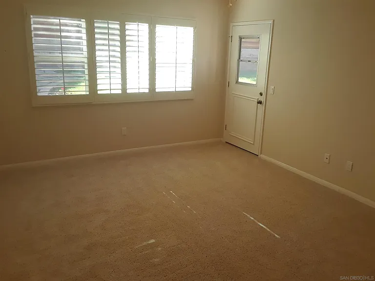 510 Tarento Dr — Photo 36