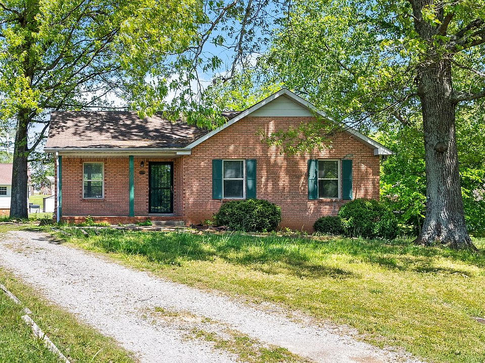 1st image of 311 Arbor Ct