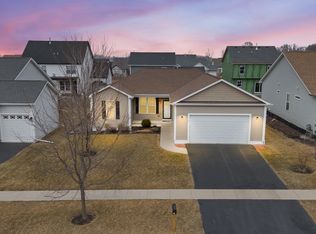 21 W Winterberry Ave, Cortland, IL