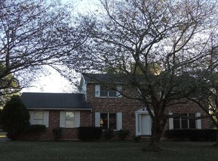 27 Stuyvesant Dr, Hockessin, DE 19707