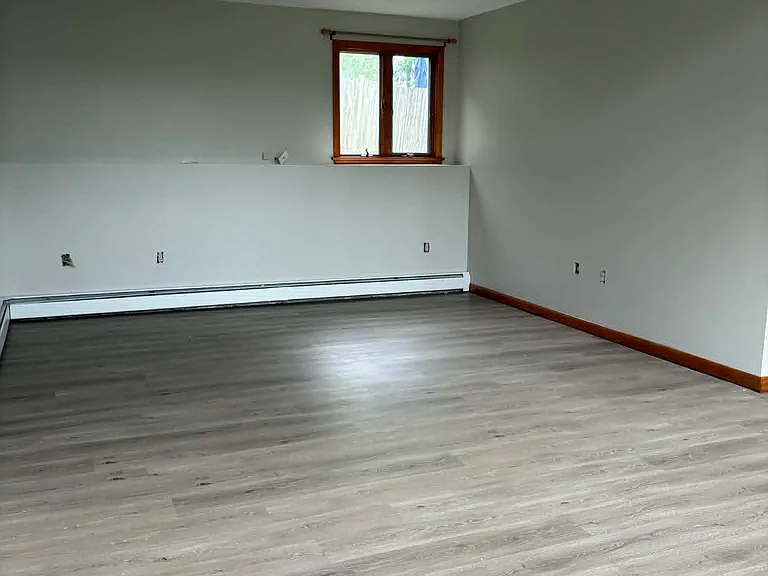 318 Heather St — Photo 6