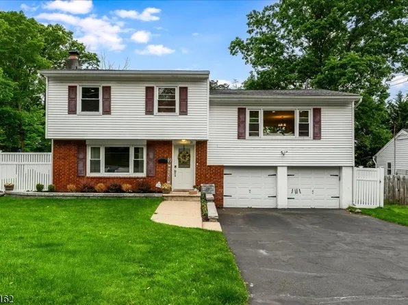 28 Sagamore Trl, Sparta Twp., NJ 07871