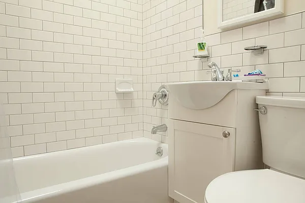 Rented by Genix Group LLC | media 15