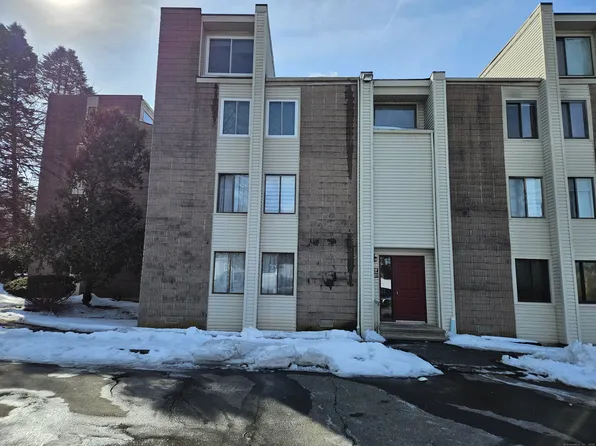 228 Burgundy Hill Lane #228, Middletown, CT 06457