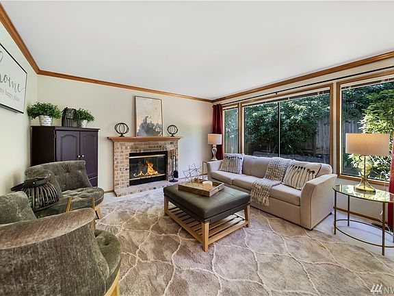 3rd image of 24238 SE 44th St