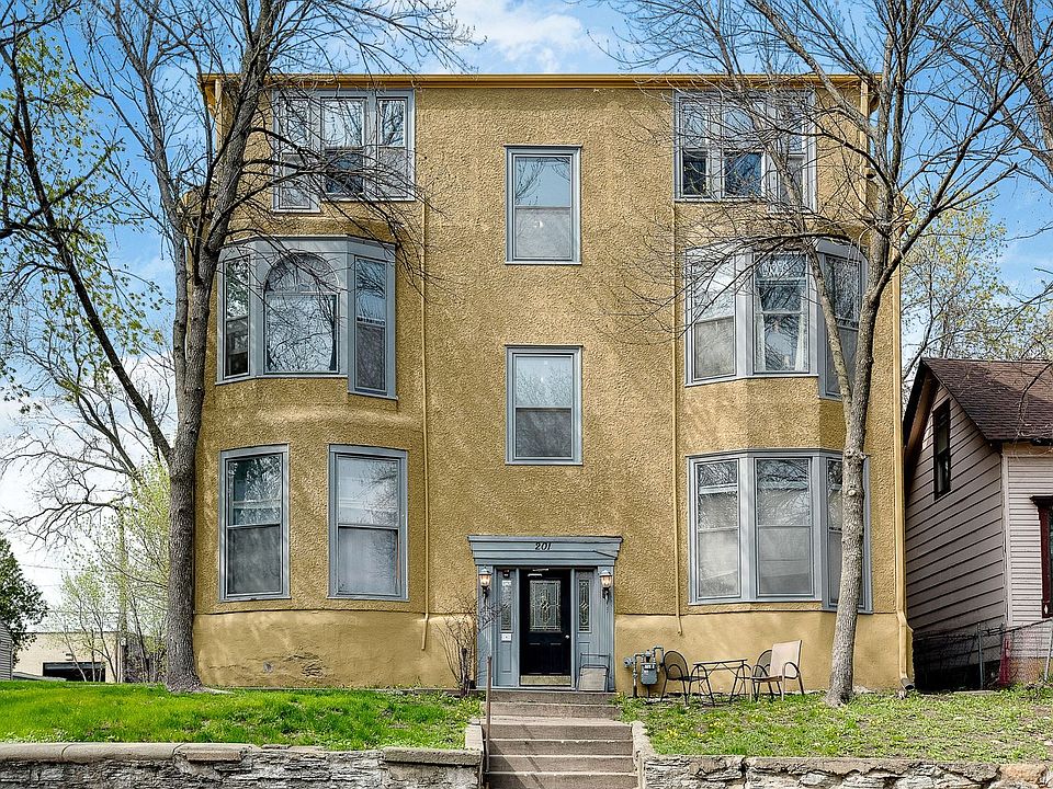 1st image of 201 Goodrich Ave APT 6