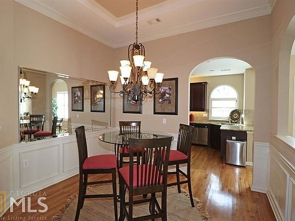 5th image of 406 Brookes Walk