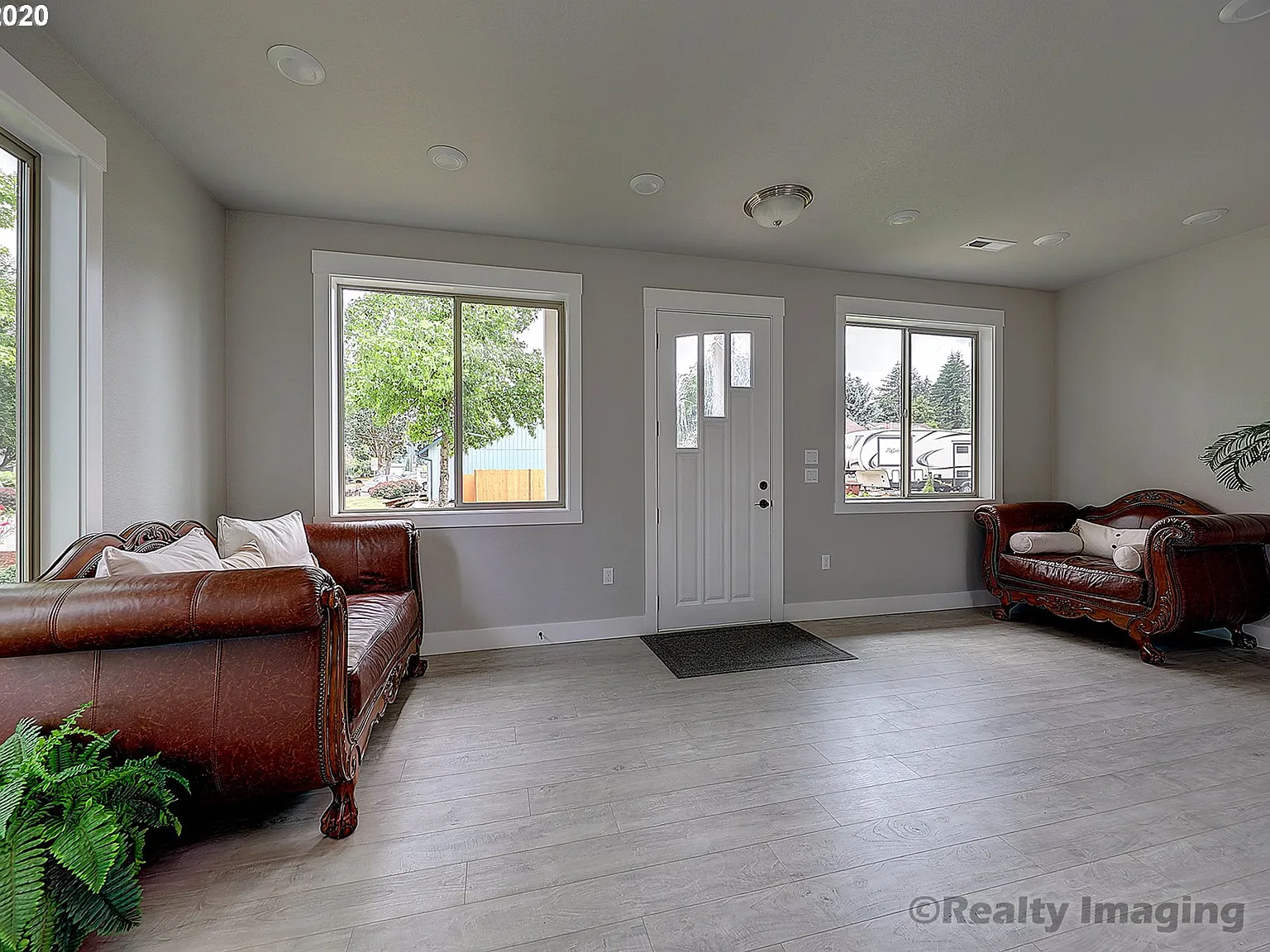 3 bed, 1440 sqft, $2,925 — Photo 4
