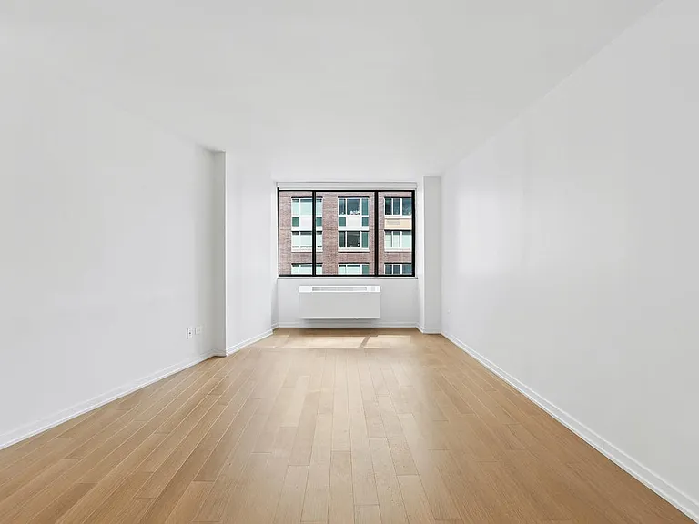 75 W End Ave #S9I — Photo 3