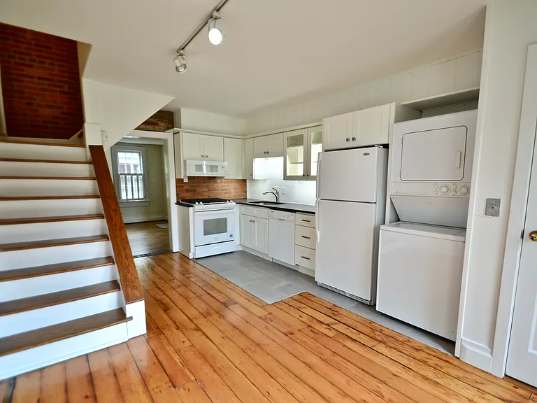 236 Jackson St #B — Photo 24