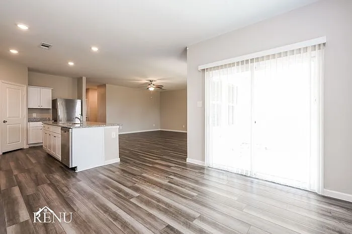 1612 Ancer Way #1612AW — Photo 8