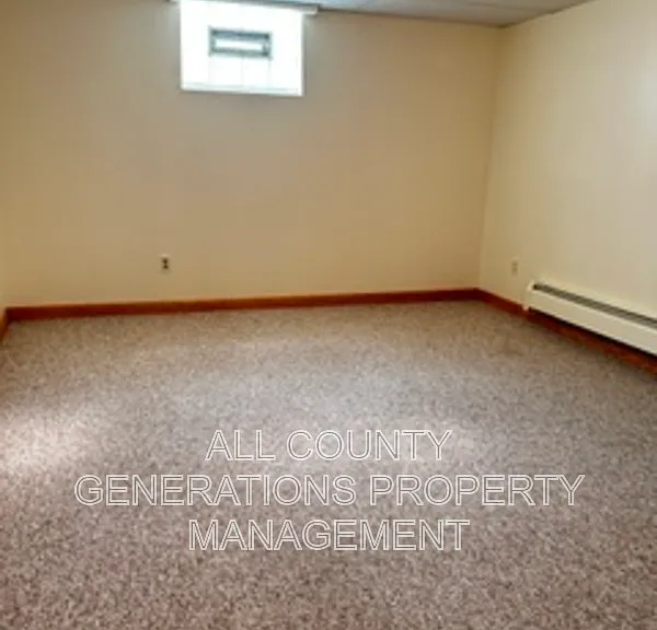 2281 Weymouth Rd — Photo 15