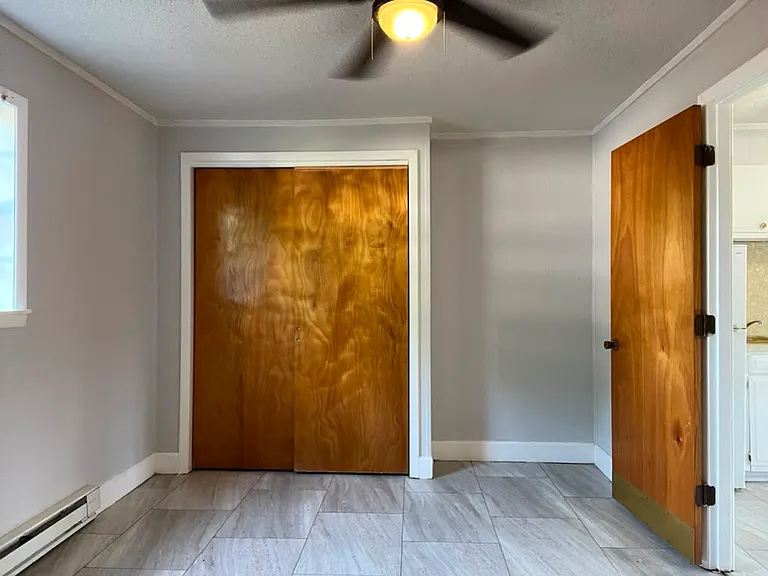 818 Bay St #3 — Photo 9