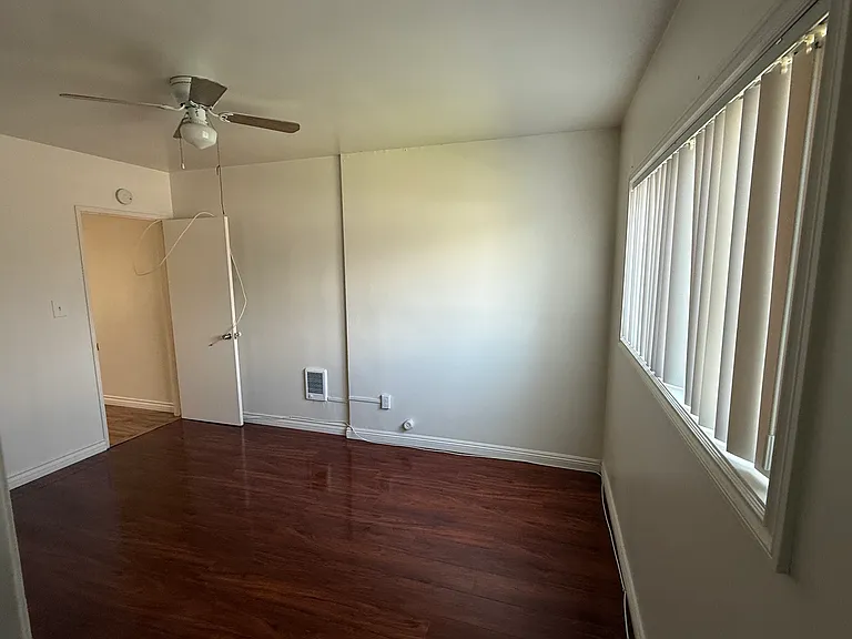 141 N Lewis St #2 — Photo 4