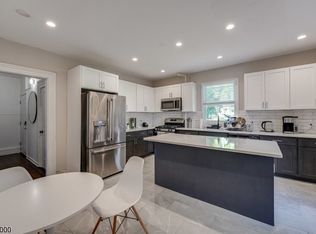 155 N Day St, Orange, NJ 07050