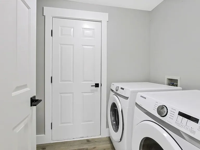 Laundry Room Cabinet