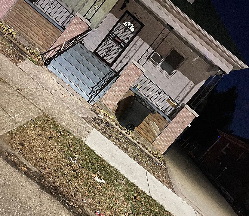 1st image of 4457 Sobieski St