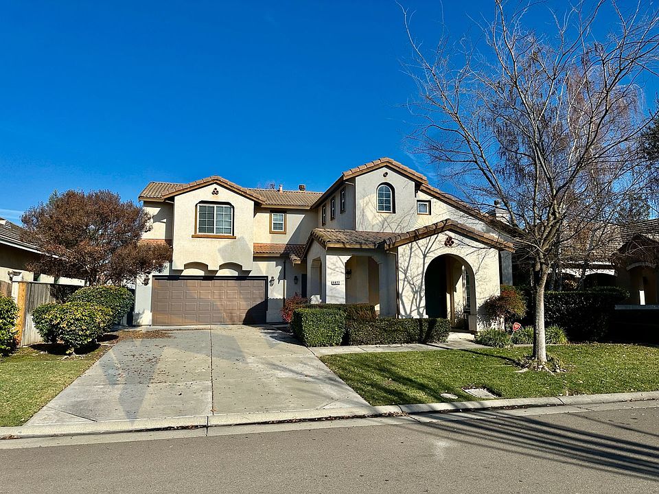 1st image of 5922 Riverbank Cir