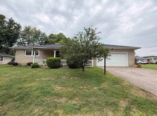 17 P St, Bedford, IN 47421