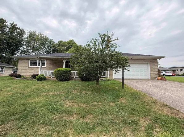 17 P St, Bedford, IN 47421