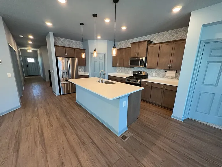 4853 Osprey Pointe Dr — Photo 8