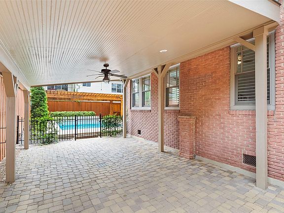 3rd image of 3404 Audubon Pl