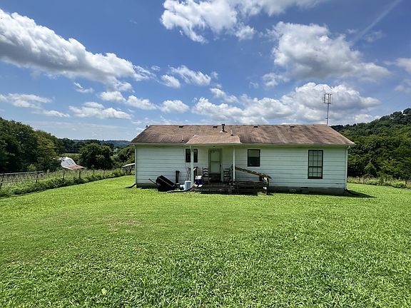 4th image of 127 McBurg Rd