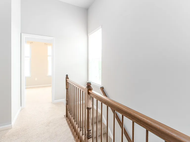 33 Shepherds Hook Way — Photo 19