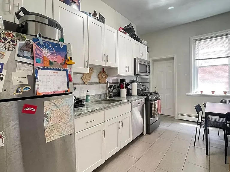 291 E St #2 — Photo 8