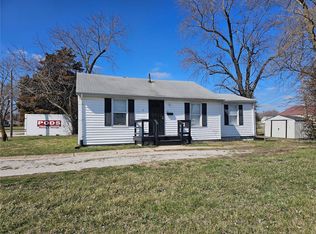 9 Ruby St, Cahokia, IL 62206