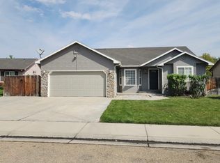 16384 Rainbow Dr, Nampa, ID 83687