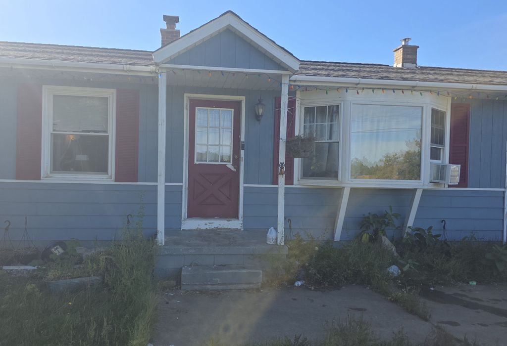 676 Krys Rd - Property Image