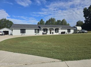112 Elmer Dr, Kingston, TN 37763