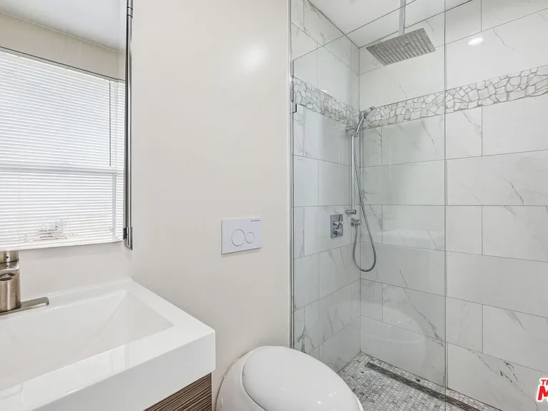 29107 Hillrise Dr — Photo 13
